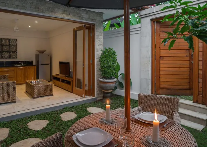 Two Lizards Villa *